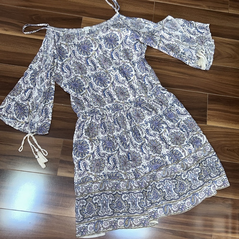 Large American Eagle cold shoulder lightweight dr… - image 1